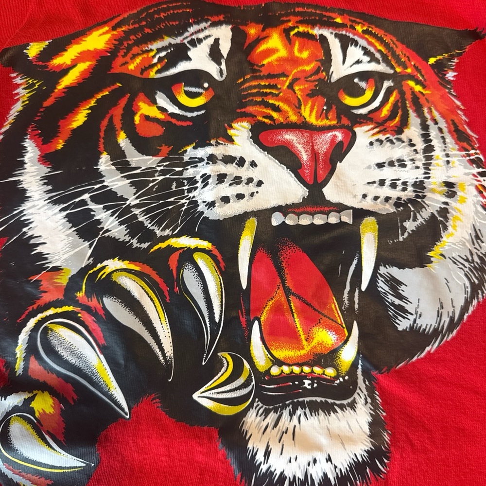 Vintage Y2K Bionic Red Tiger Graphic Muscle Tee - No Size Tag - Made in UK 2020
